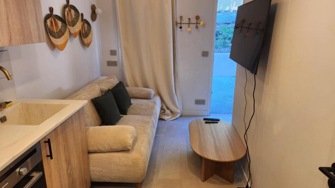 Charmant Studio - C1 Saint-Tropez Exterior foto